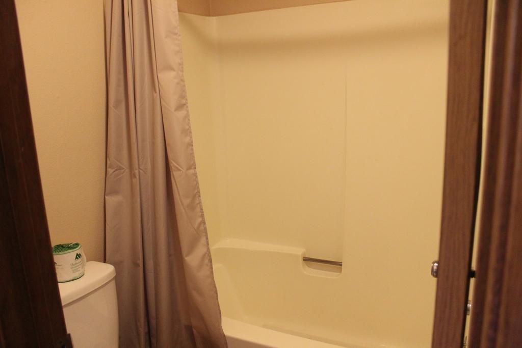 Kings Motor Inn Файф Стая снимка
